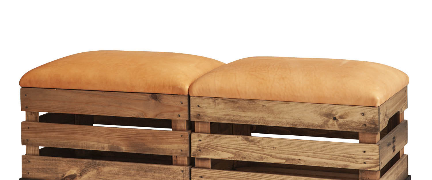 Holzkisten mit Ledersitzdeckeln - Möbel im Industrial Style von Noodles