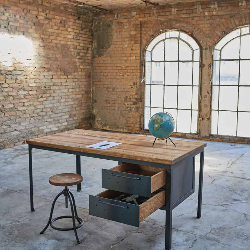 Schreibtisch-PX-Schubladen-offen-Industrial-Workdesk